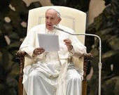 Papa Francesco alle Scuole per la pace: “la pace non è soltanto silenzio delle armi e assenza di guerra”