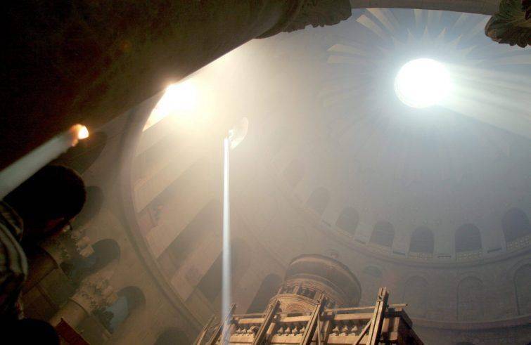 Domenica 24 maggio: riapre la Basilica del santo Sepolcro a Gerusalemme