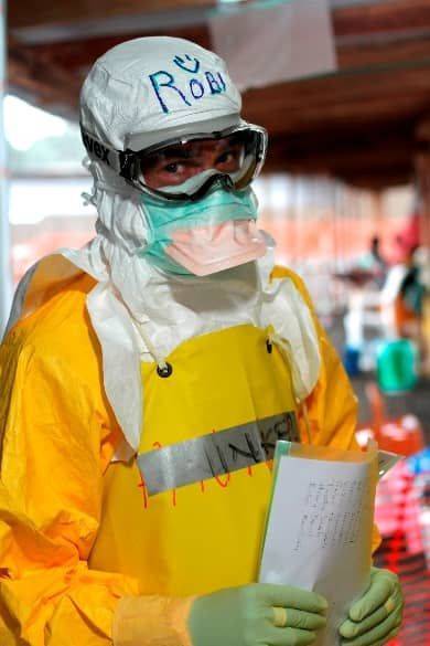 Ebola: Roberto Scaini il medico degli intoccabili