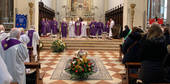 Pordenone: l'addio commosso e sentito della diocesi e della città a don Luciano Padovese