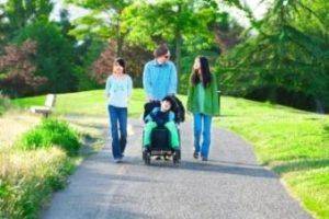Pordenone: un volume informativo per le famiglie con persone con disabilità