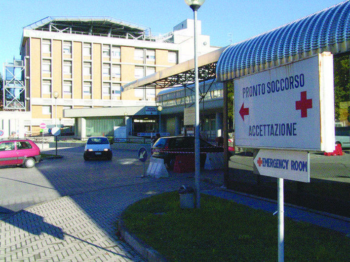 Rete ospedaliera in difficoltà a reggere la pressione dell’emergenza Covid