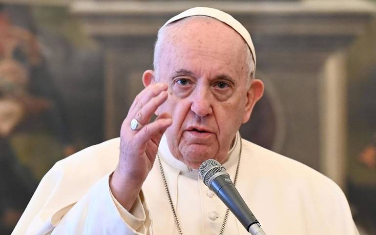 25 novembre: Giornata contro la violenza sulle donne: "Velenosa gramigna che va estirpata" ha detto papa Francesco