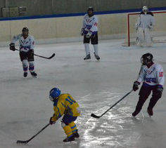 Hockey sul ghiaccio, 4ª Porkys Cup a Claut