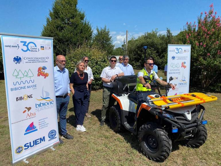 Sicurezza in vacanza, a Bibione gli operatori turistici acquistano un nuovo quad per il soccorso 